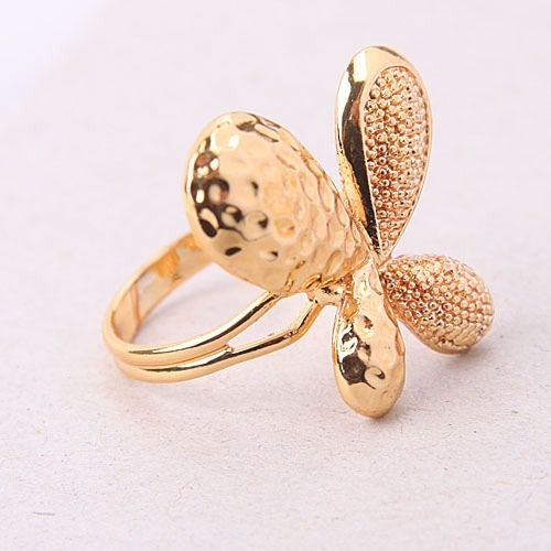 Anel desing flor